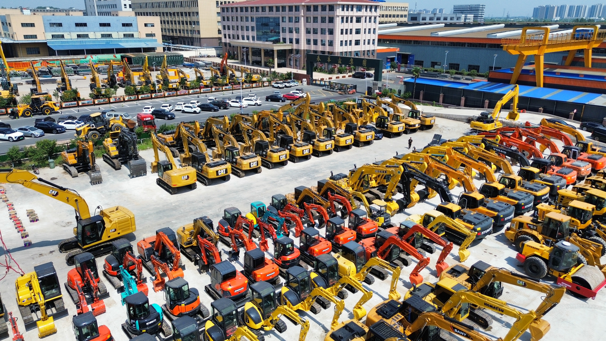 Toaks International Trading Company - Строительная техника - Год: 2014, дизель undefined: фото 3