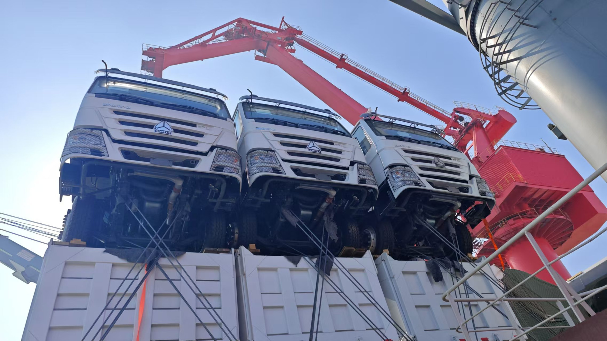 Toaks International Trading Company - Строительная техника - Год: 2014, дизель undefined: фото 18