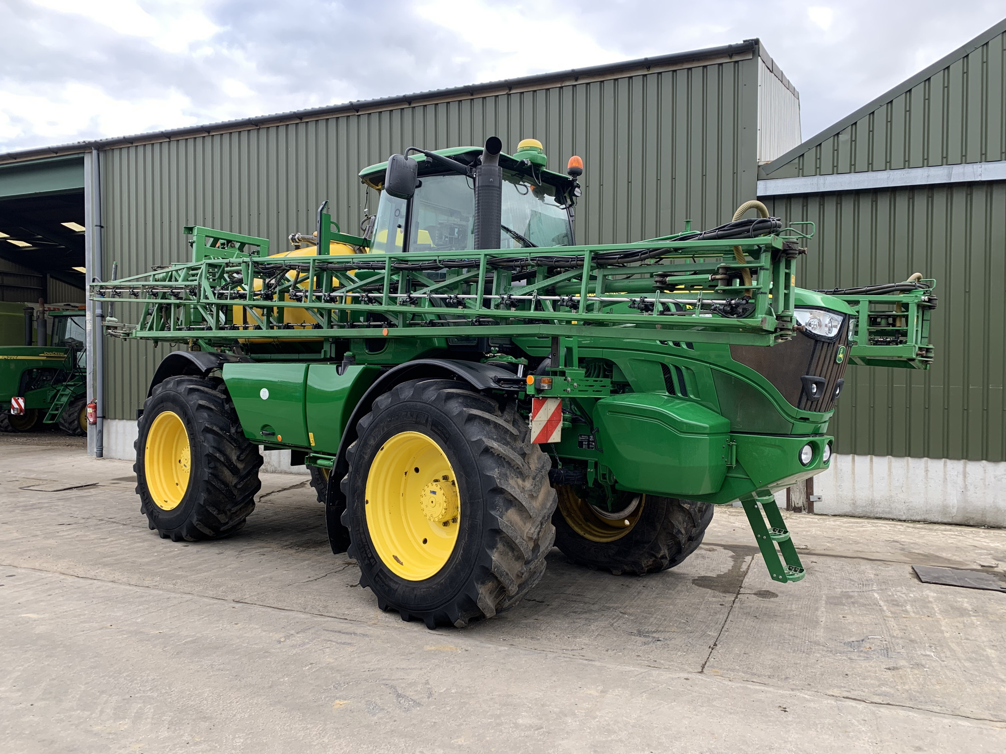 J R Firby LTD - Строительная техника undefined: фото 4