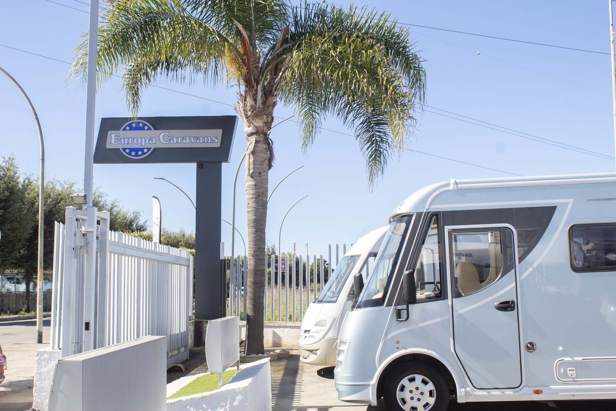 EUROPA CARAVANS SRL - Дома на колесах - Год: 2011 undefined: фото 3