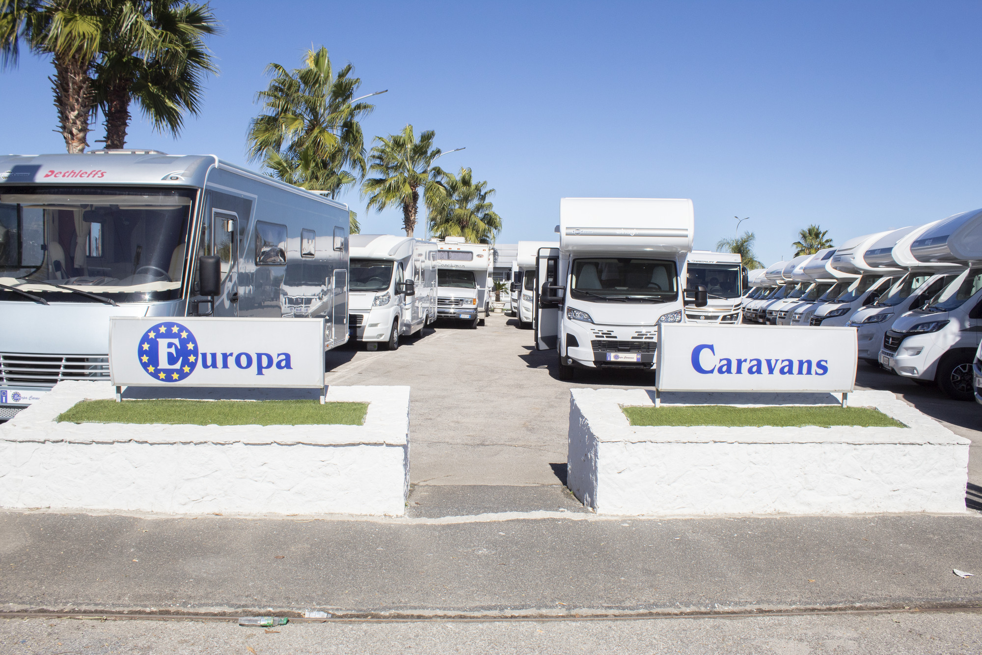 EUROPA CARAVANS SRL - Дома на колесах - Год: 2011 undefined: фото 1