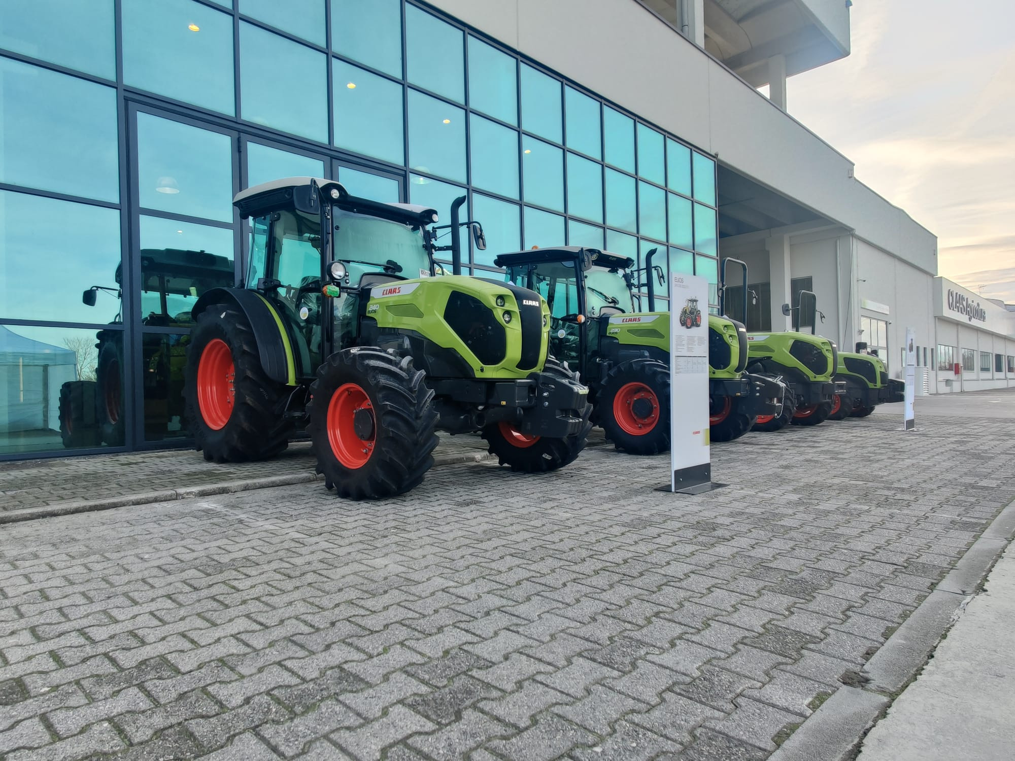 CLAAS Agricoltura S.r.l - Сельскохозяйственная техника - Год: 2006 undefined: фото 4