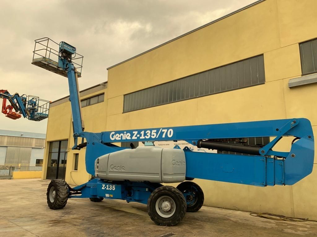 Centro Elevatori SRL undefined: фото 16