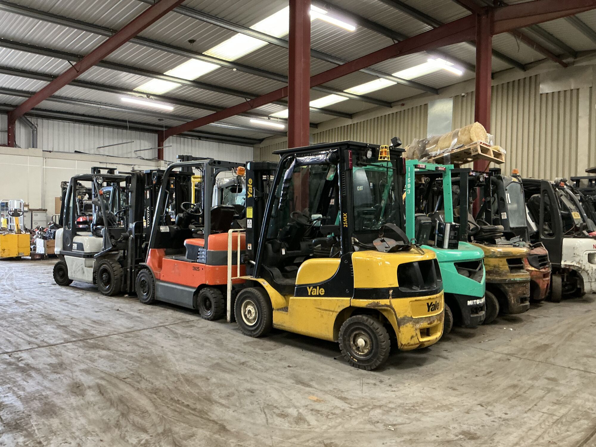 NORTH WEST FORKTRUCKS LTD - объявления о продаже undefined: фото 3