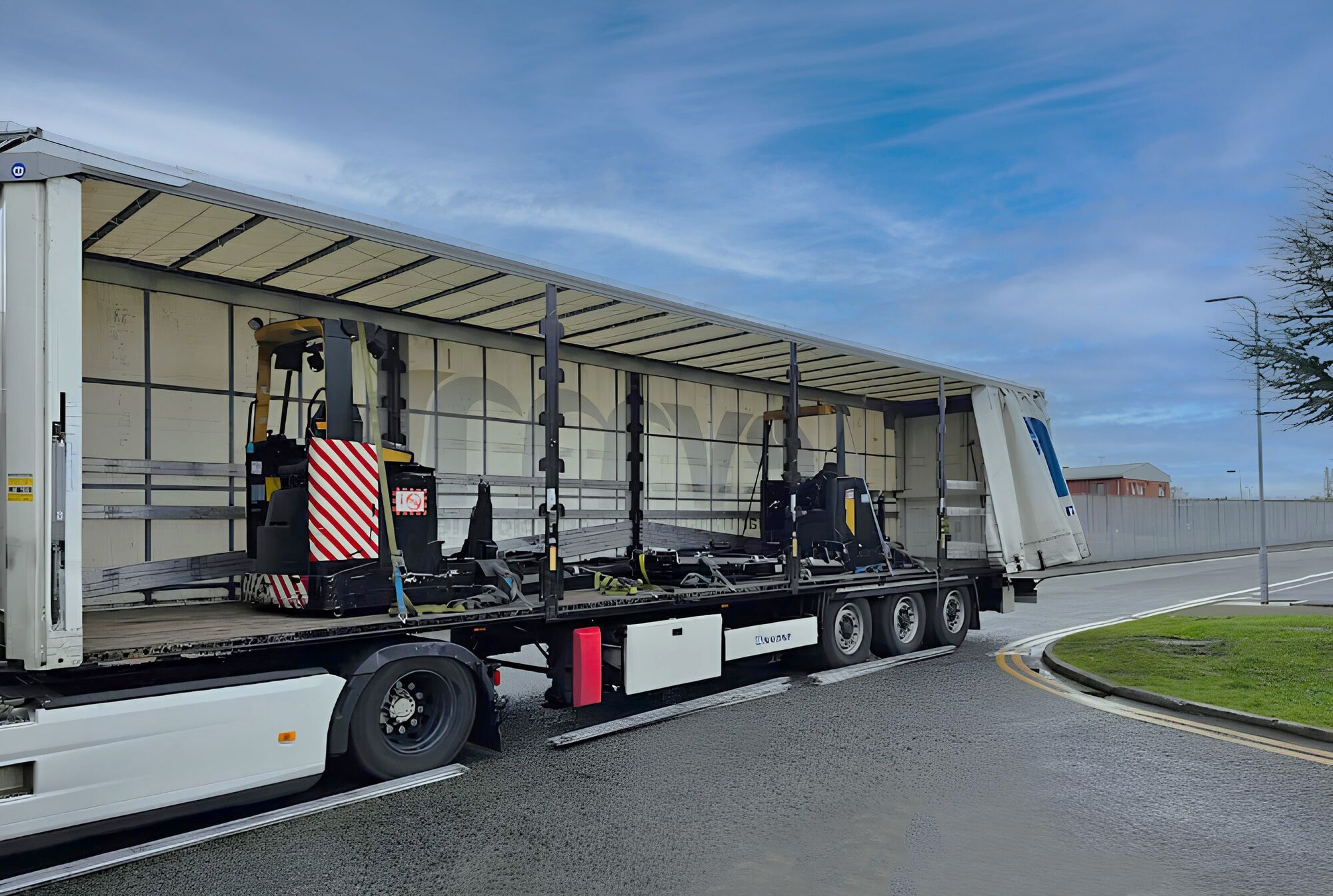NORTH WEST FORKTRUCKS LTD - объявления о продаже undefined: фото 2