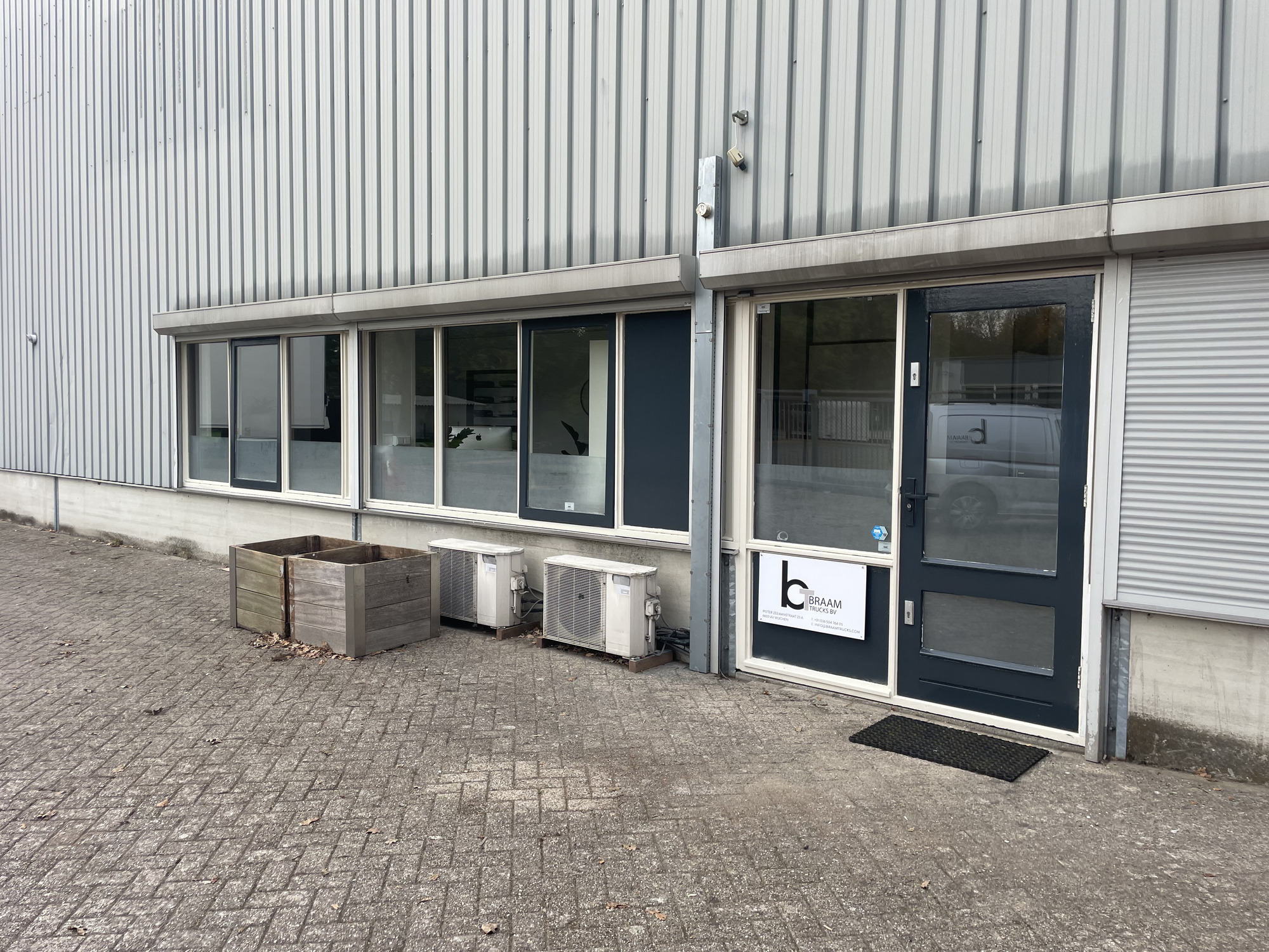 BRAAM TRUCKS & TRAILER VERHUUR B.V. - объявления о продаже undefined: фото 23