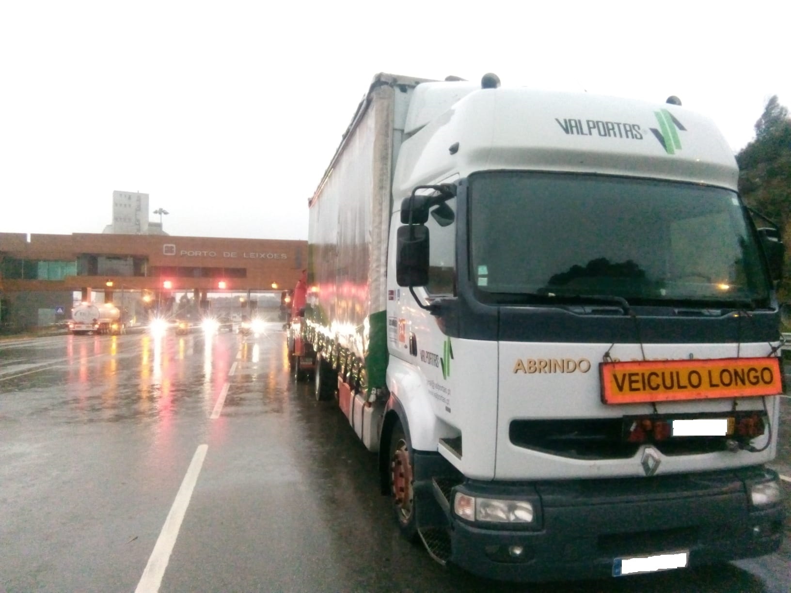 Britannia Export Consultants Limited - Тягачи - Коробка передач: ручная undefined: фото 26