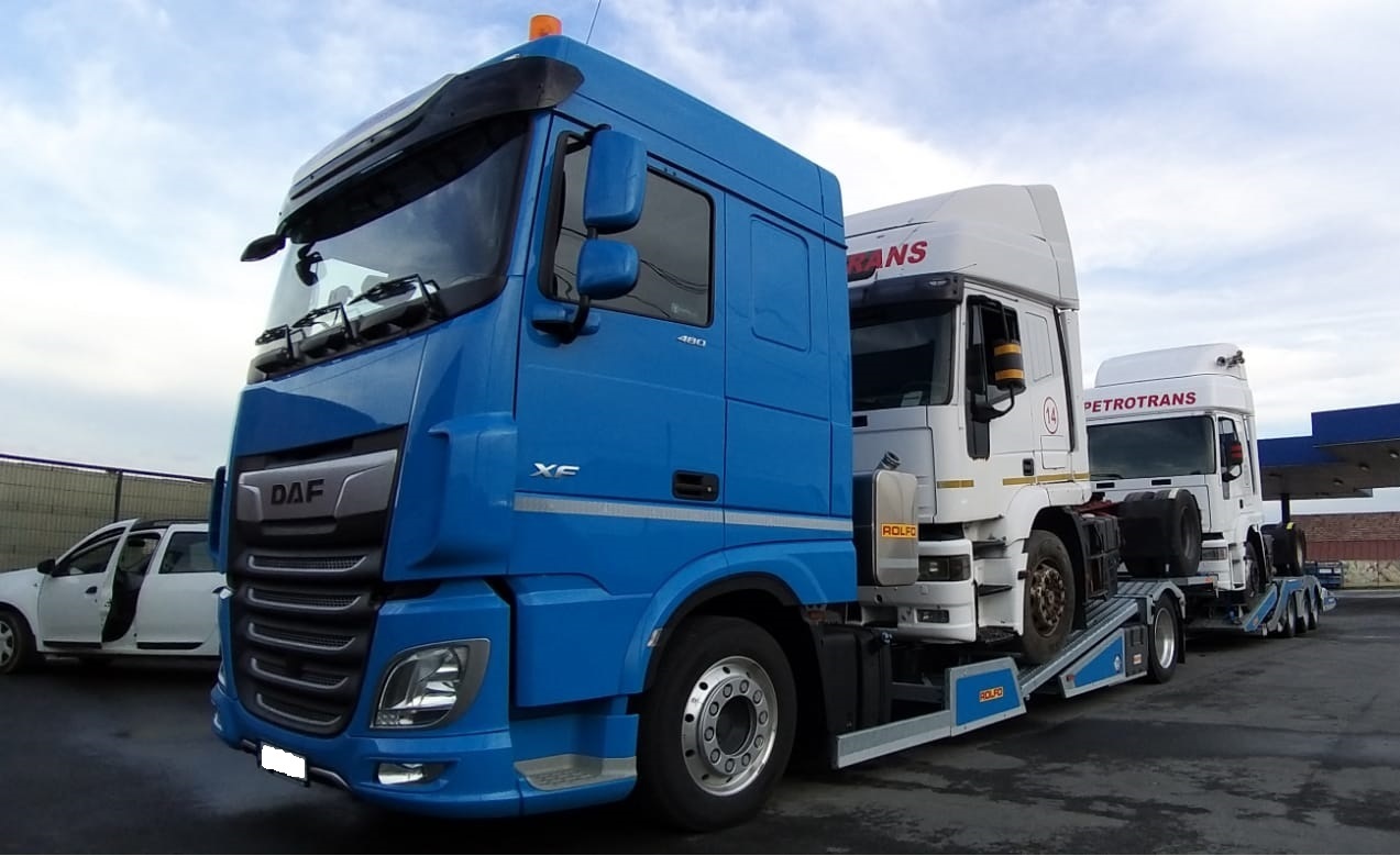 Britannia Export Consultants Limited - Тягачи - Коробка передач: ручная undefined: фото 8