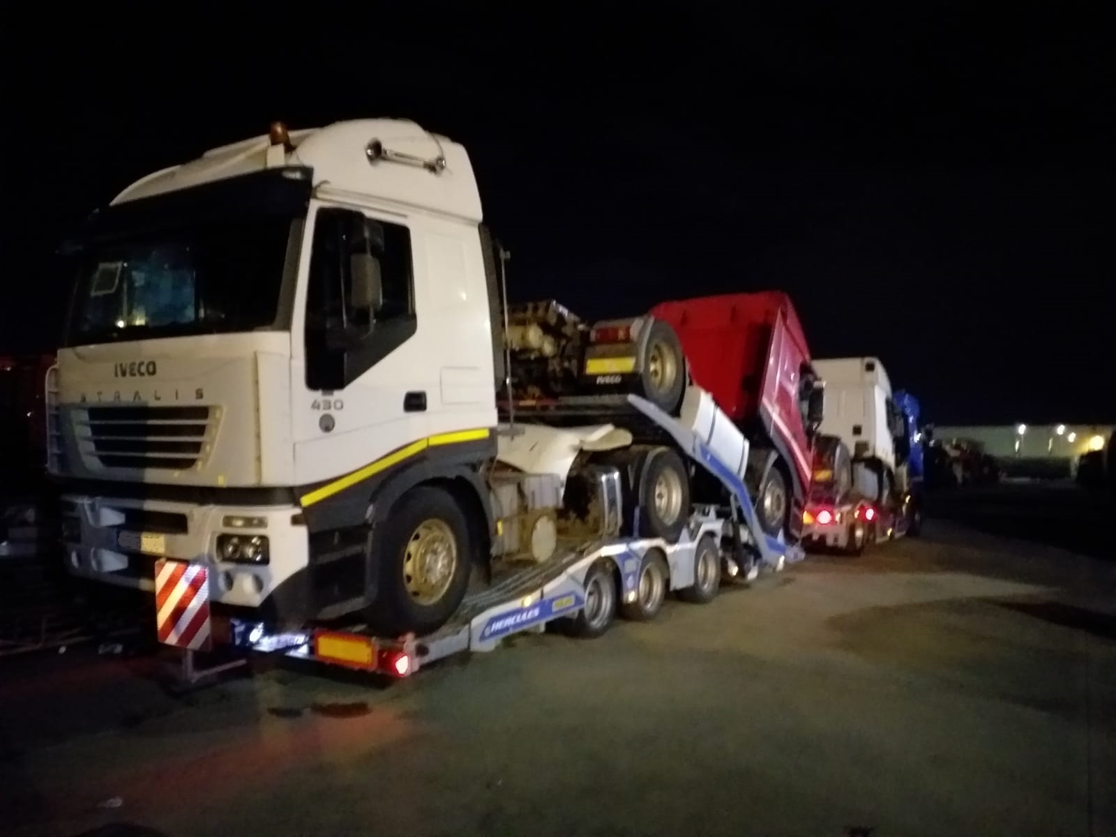 Britannia Export Consultants Limited - Тягачи - Коробка передач: ручная undefined: фото 10