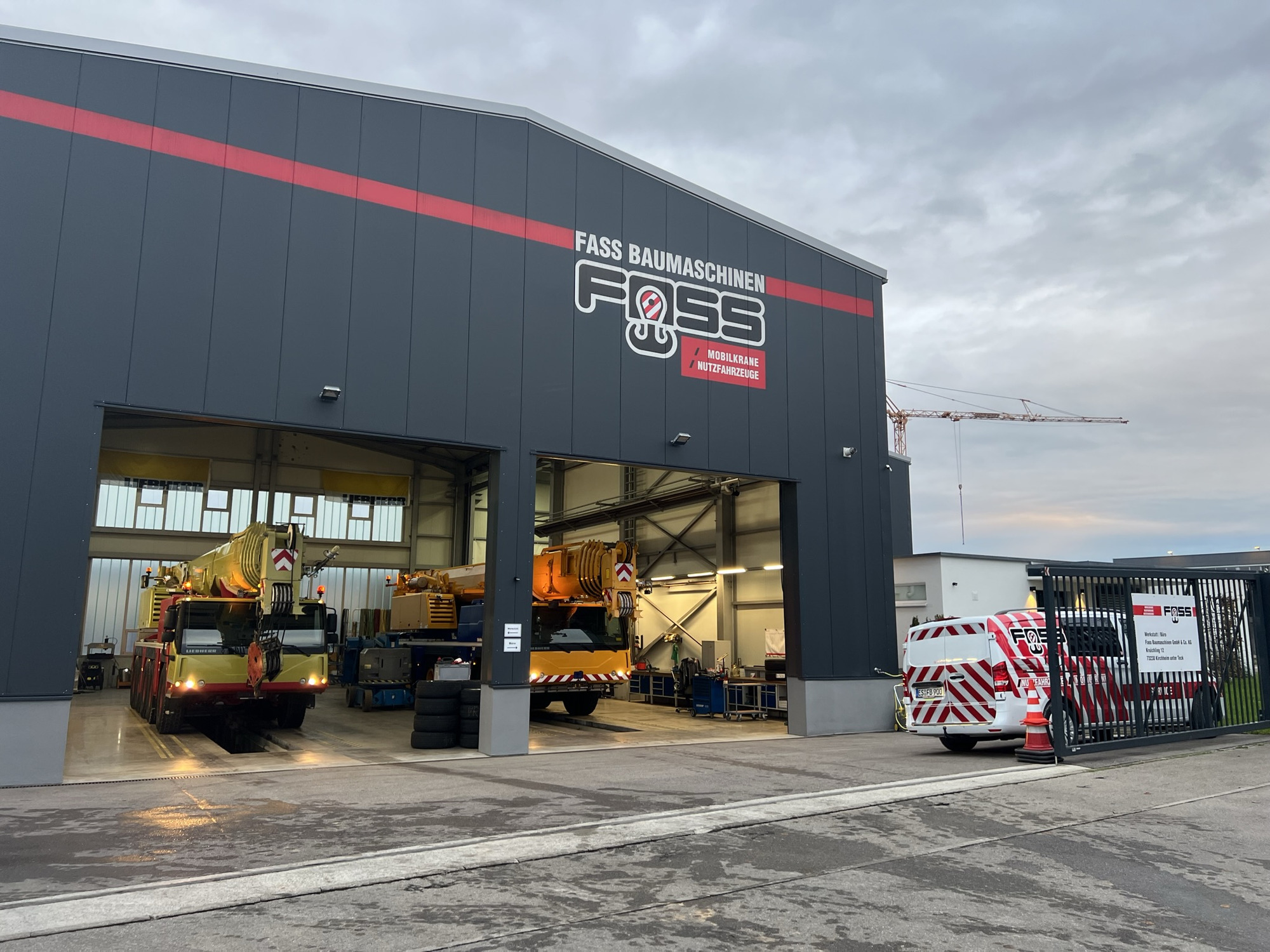 Fass Baumaschinen GmbH & Co. KG - Грузовики - Новый, дизель, Кран undefined: фото 1