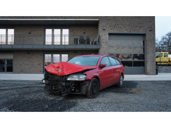 Универсал VOLKSWAGEN