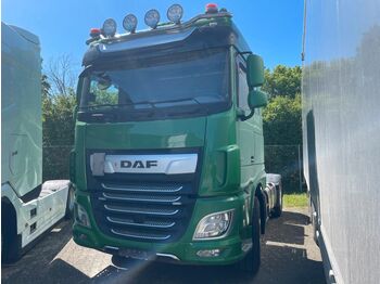 Тягач DAF XF 530