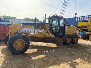 Грейдер CATERPILLAR 12M3