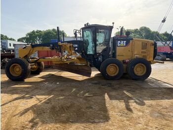Грейдер CATERPILLAR 12M3