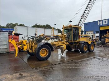 Грейдер CATERPILLAR 140H