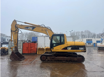 Гусеничный экскаватор CATERPILLAR 320CL