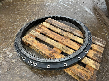 Ось и запчасти CATERPILLAR