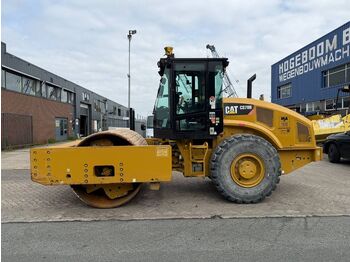 Компактор CATERPILLAR CS78B