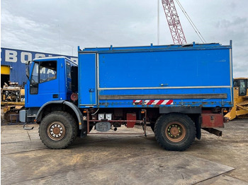 Грузовик с закрытым кузовом Iveco eurocargo 135E18 4x4: фото 2