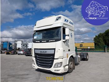 Грузовик-шасси DAF XF 440