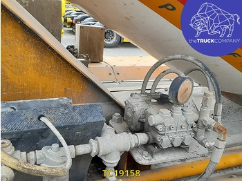 Автобетоносмеситель Renault Kerax 410: фото 4