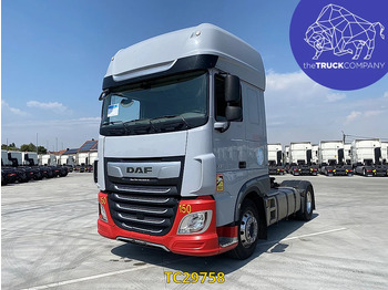Тягач DAF XF 450
