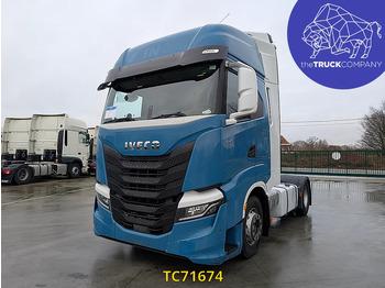 Тягач IVECO S-WAY