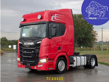 Тягач SCANIA R 450