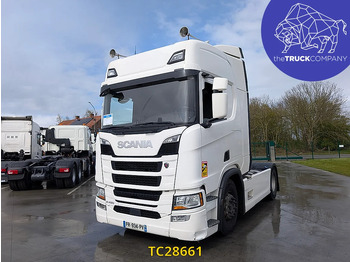 Тягач SCANIA R 450
