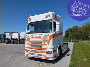 Тягач SCANIA R 450