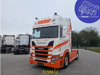 Тягач SCANIA R 450