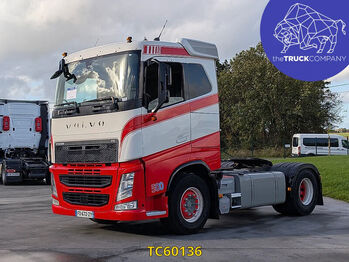 Тягач VOLVO FH 500