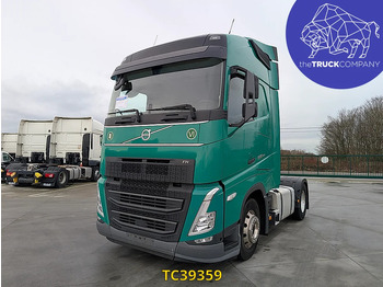 Тягач VOLVO FH 500