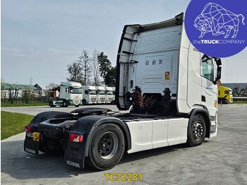 Тягач Scania R 450: фото 3