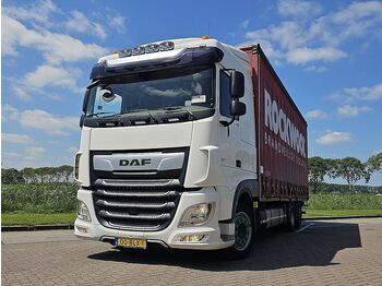 Тентованный грузовик DAF XF 450