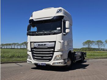 Грузовик-контейнеровоз/ Сменный кузов DAF XF 480