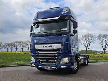 Грузовик-контейнеровоз/ Сменный кузов DAF XF 480