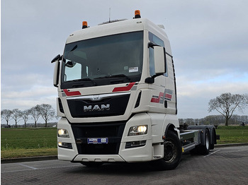 Грузовик-контейнеровоз/ Сменный кузов MAN TGX 26.440