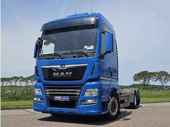 Грузовик-контейнеровоз/ Сменный кузов MAN TGX 26.500