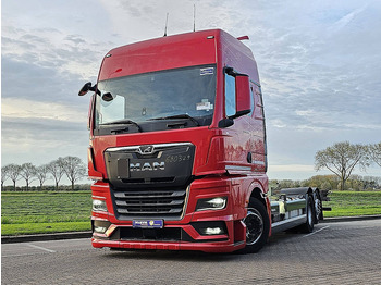 Грузовик-контейнеровоз/ Сменный кузов MAN TGX 26.510