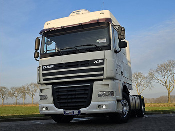 Тягач DAF XF 105 460