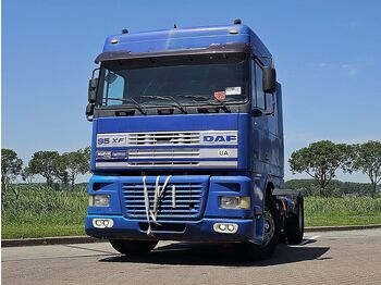 Тягач DAF XF 95 380