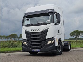 Тягач IVECO S-WAY
