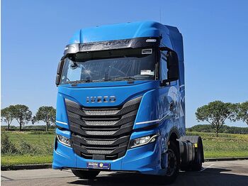Тягач IVECO S-WAY