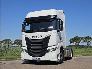 Тягач IVECO S-WAY