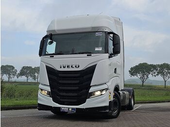 Тягач IVECO S-WAY
