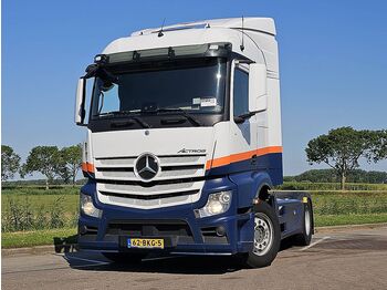 Тягач MERCEDES-BENZ Actros 1832