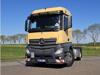 Тягач MERCEDES-BENZ Actros 1843