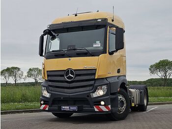 Тягач MERCEDES-BENZ Actros 1843
