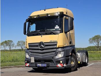 Тягач MERCEDES-BENZ Actros 1843